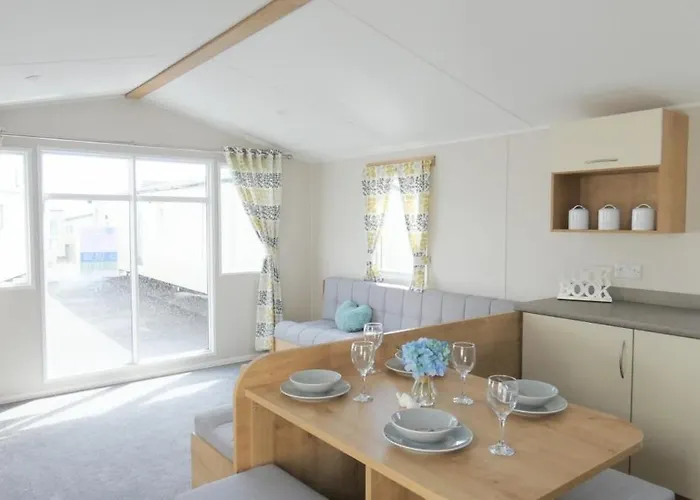 Chalet Casablanca, Totaal 80m2 Met Veel Comfort Op Fantastisch 5-sterren Vakantiepark!