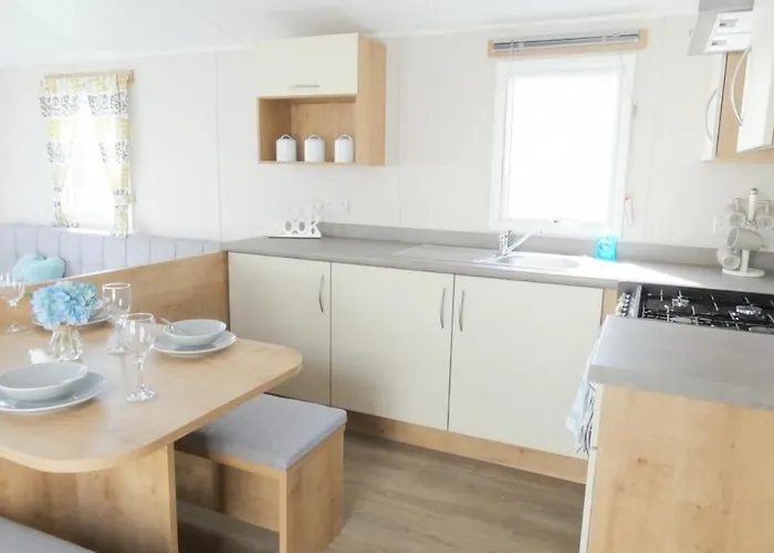 Casablanca, Totaal 80m2 Met Veel Comfort Op Fantastisch 5-sterren Vakantiepark! Sevenum